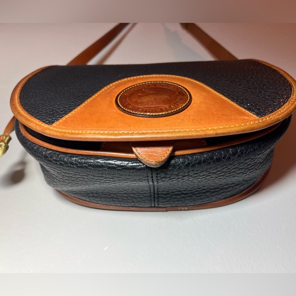 Vintage Dooney & Bourke All Leather saddle Bag Dark Blue Color Made In USA - Picture 7 of 16